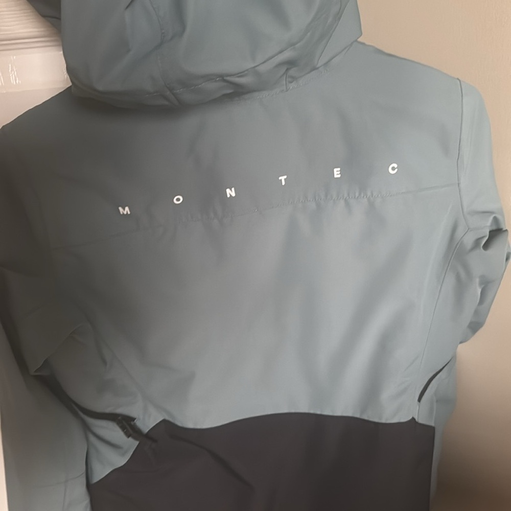 Montec Gray and Black Jacket - Picture 3 of 4